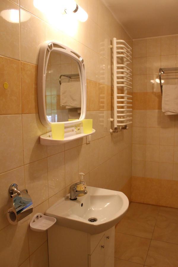 Apartamento Karczma Rycerska Lębork Exterior foto